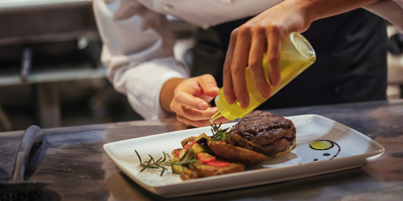 restoran-deneyimi-instagram-paylasim İstanbul'daki Restoran ve Kafeler İçin Müşteri Çeken Instagram Stratejileri